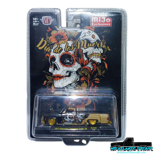 M2 Machines Chase 1:64 1975 Chevrolet Cheyenne Super 30 Dually C10s Dia De Los Muertos MiJo Exclusive Limited Edition 31500-MJS90 black gold