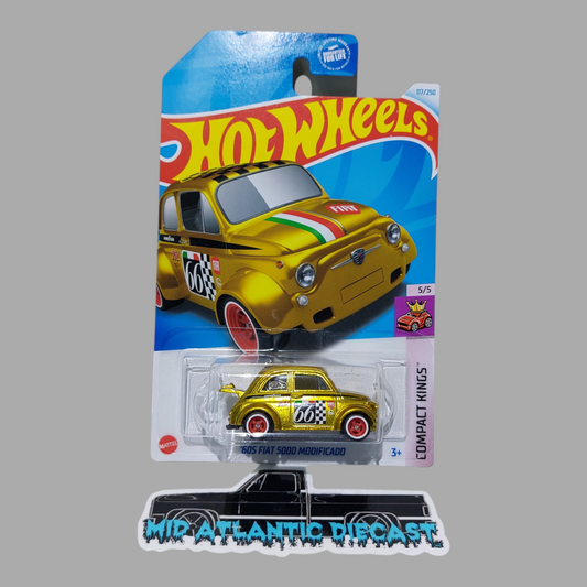 HOT WHEELS SUPER TREASURE HUNT FOR 2024 60S FIAT 500D Modificado (Damage at Top)